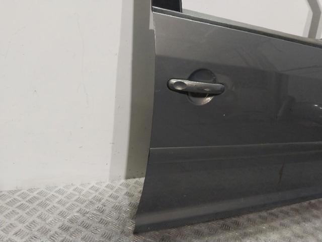 Porta dianteira direita 1T0831056AB VAG