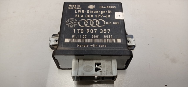 Módulo de direção (Centralina eletrônica) de iluminação adativa 1T0907357 VAG