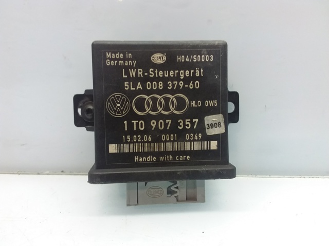 Módulo de direção (Centralina eletrônica) de iluminação adativa 1T0907357 VAG