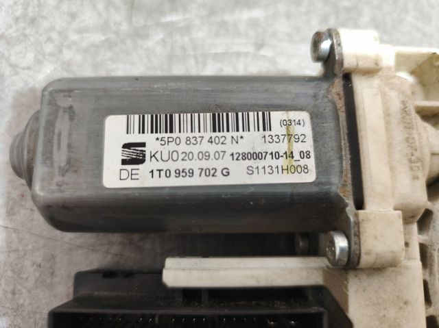 Motor de acionamento de vidro da porta dianteira direita 1T0959702G VAG