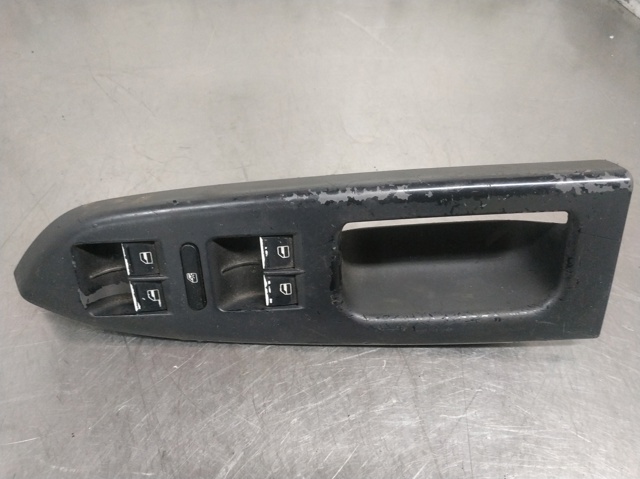 1T1867371F VAG