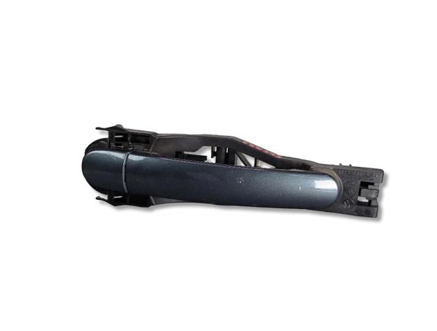 Suporte de maçaneta externa da porta dianteira esquerda 1U0837885B VAG
