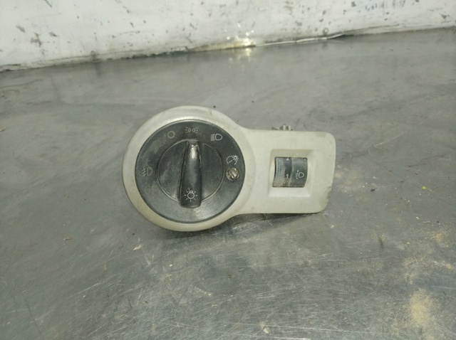 1U1941565 VAG