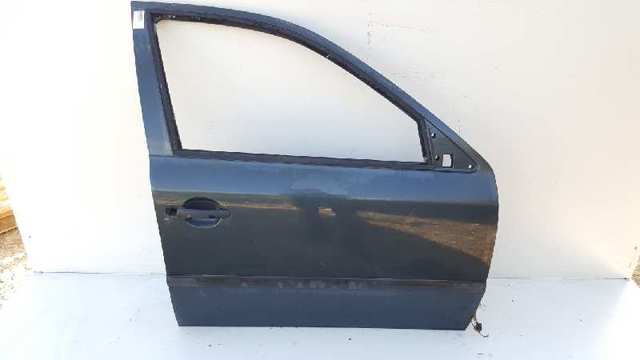 Porta dianteira direita 1U4831052 VAG