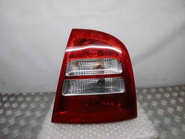 Lanterna traseira direita 1U6945096 VAG