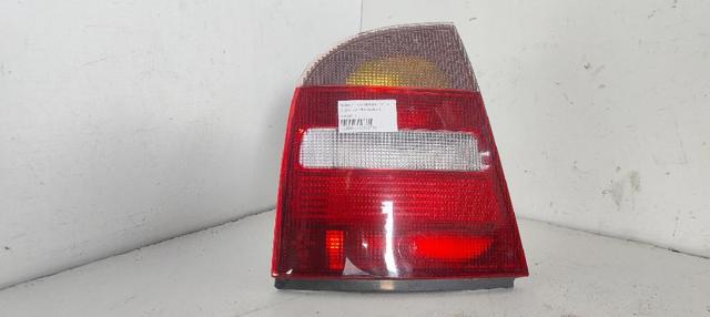 Lanterna traseira esquerda 1U6945111 VAG