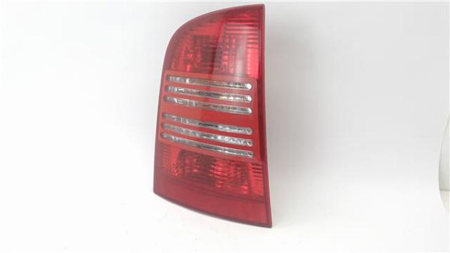 Lanterna traseira esquerda 1U9945111 VAG
