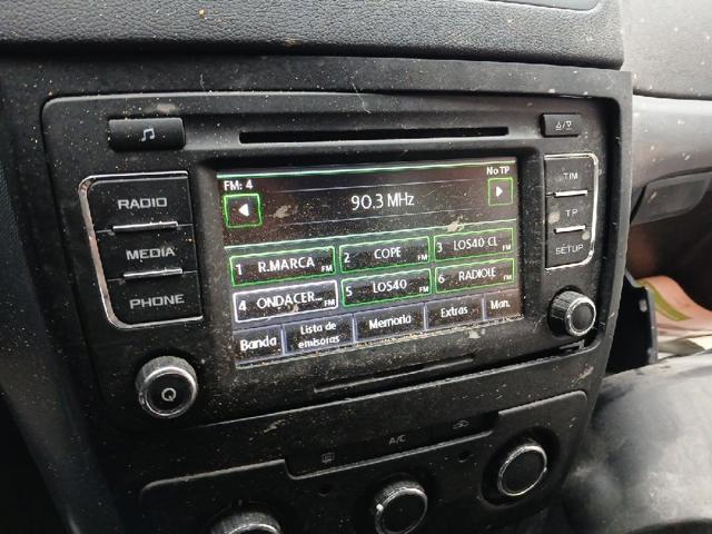 Aparelhagem de som (rádio AM/FM) 1Z0035156N VAG