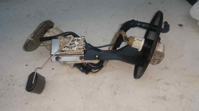 Módulo de bomba de combustível com sensor do nível de combustível 2000300940 HYUNDAI