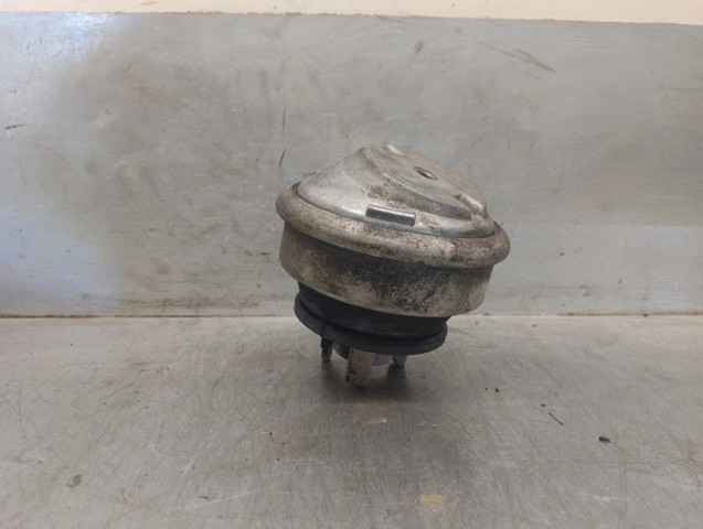 Coxim (suporte) esquerdo/direito de motor 2022400817 MERCEDES