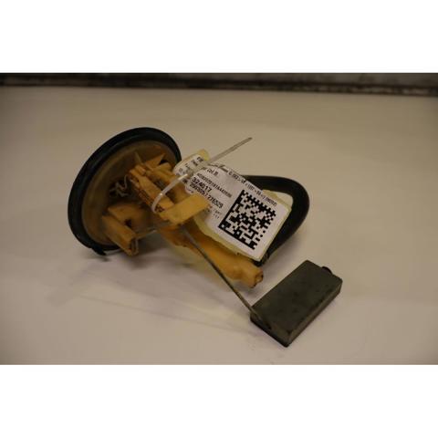 Sensor direito do nível de combustível no tanque 2024700641 MERCEDES