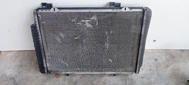 Radiador de esfriamento de motor 2025003203 MERCEDES