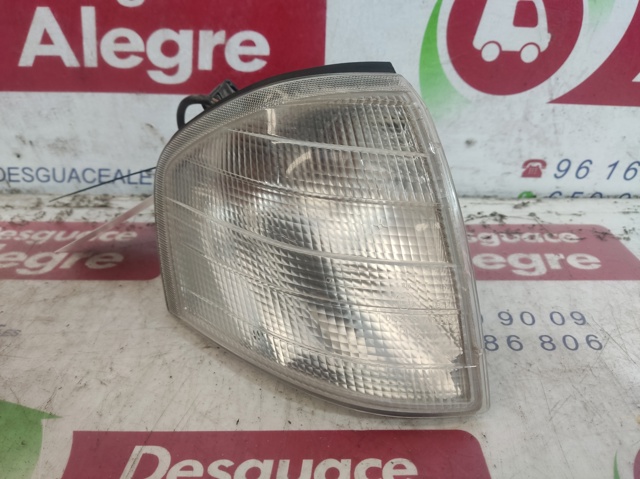 Pisca-pisca direito 2028260843 MERCEDES