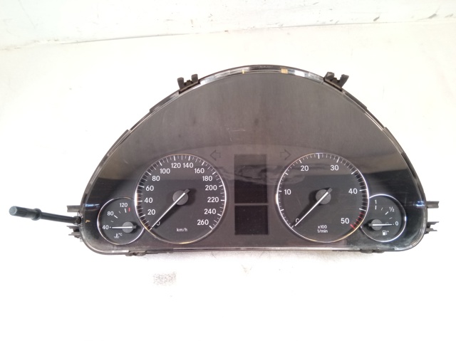 Painel de instrumentos (quadro de instrumentos) 2035404947 MERCEDES
