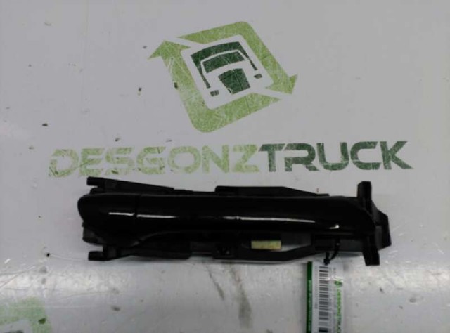 Suporte de maçaneta externa da porta traseira direita 2037601034 MERCEDES