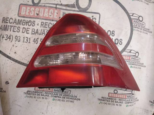 Lanterna traseira esquerda 2038200164 MERCEDES