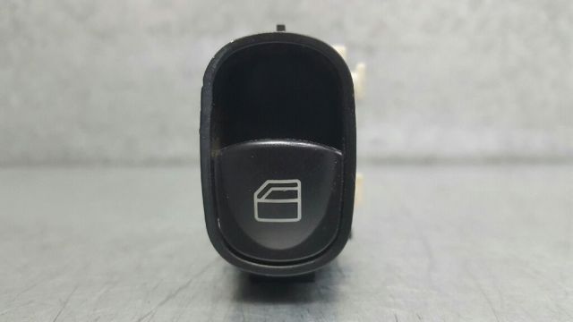2038200210 Mercedes