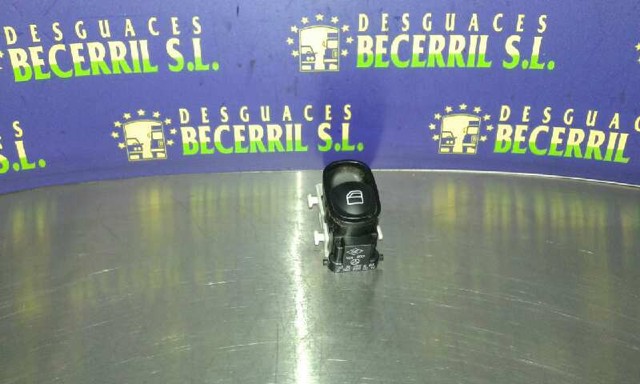 Botão dianteiro direito de ativação de motor de acionamento de vidro 20382002109116 MERCEDES