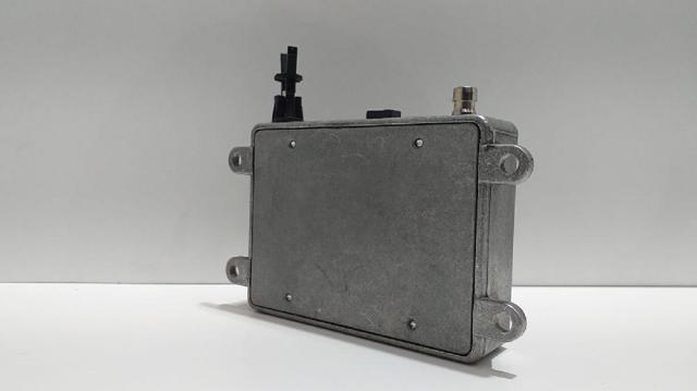 Reforçador do sinal de antena 2038201785 MERCEDES