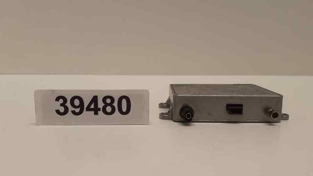 Reforçador do sinal de antena 2038201785 MERCEDES