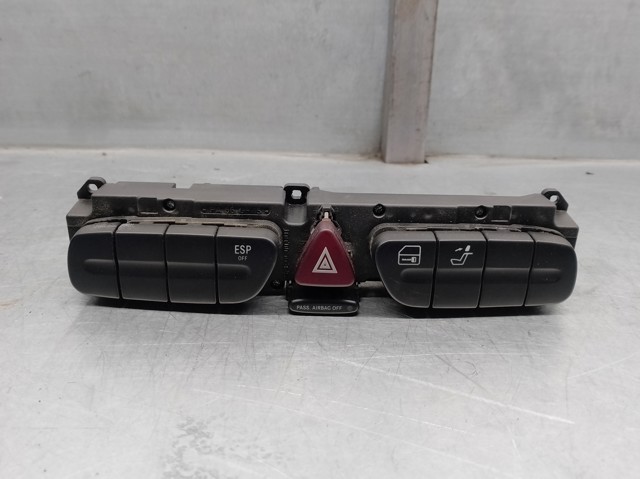 2038215679 Mercedes