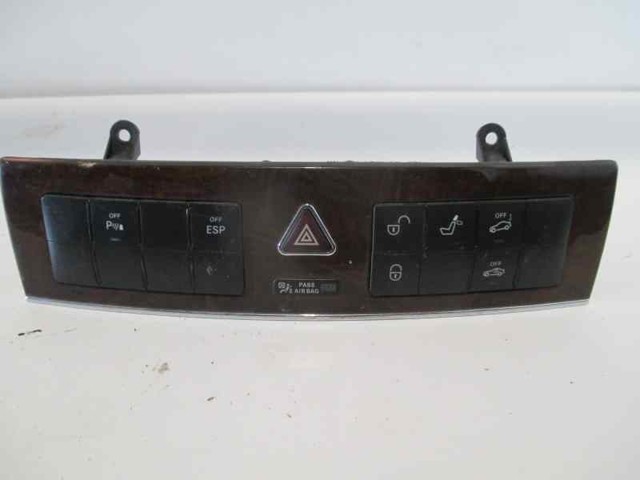 2038701810 Mercedes