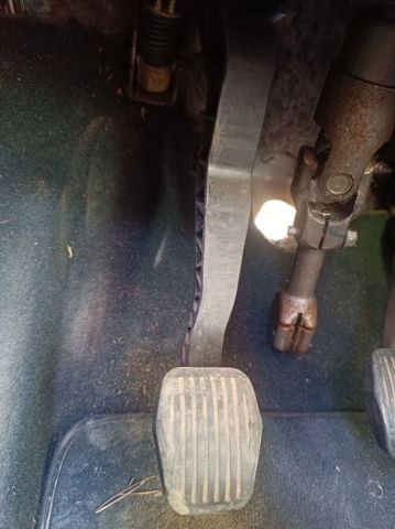 Cilindro mestre de embraiagem 2041754 FORD