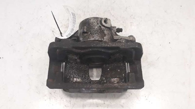 Suporte do freio dianteiro esquerdo 2044212181 MERCEDES