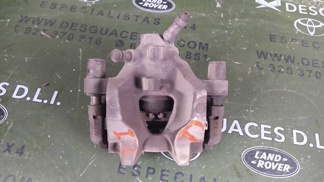 Suporte do freio traseiro esquerdo 2044230181 MERCEDES