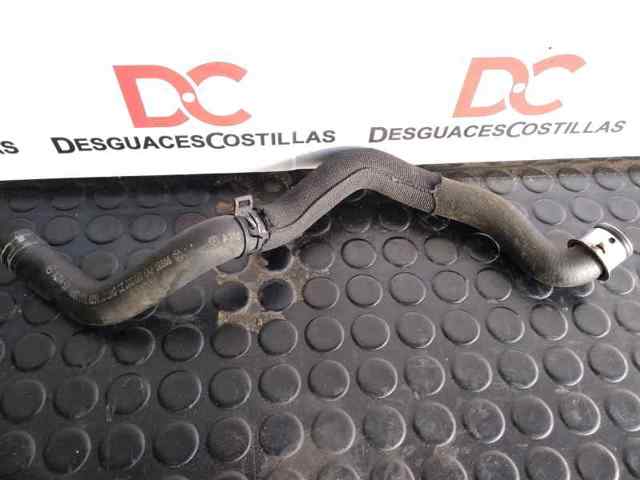 Mangueira inferior do tanque de expansão 2045010982 MERCEDES