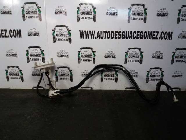 Sensor esquerdo do nível de combustível no tanque 2045400917 MERCEDES