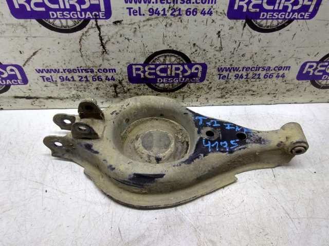 Braço oscilante inferior esquerdo de suspensão traseira 20756281 OPEL