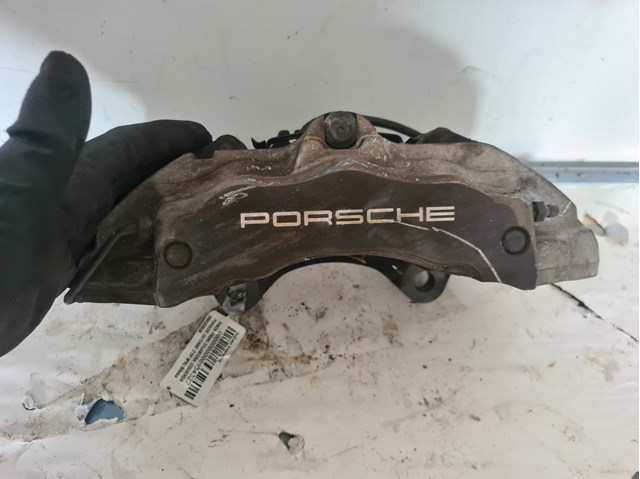208432053A Porsche