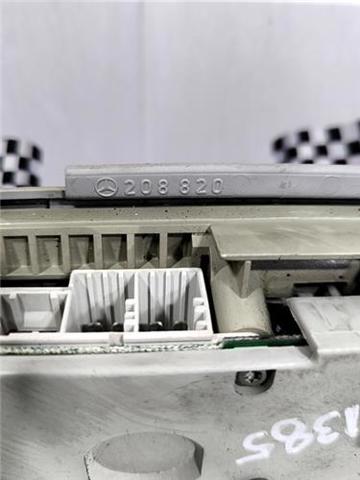 208820 Mercedes