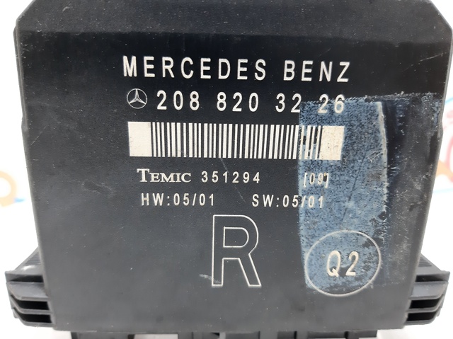 208820 Mercedes