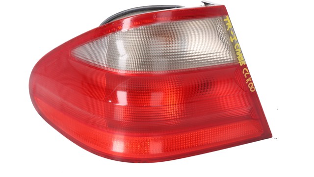 Lanterna traseira esquerda externa 2088200164 MERCEDES