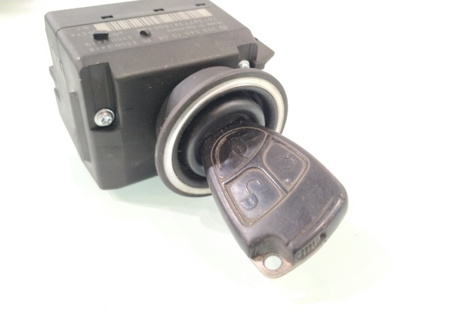 2095451908 Mercedes