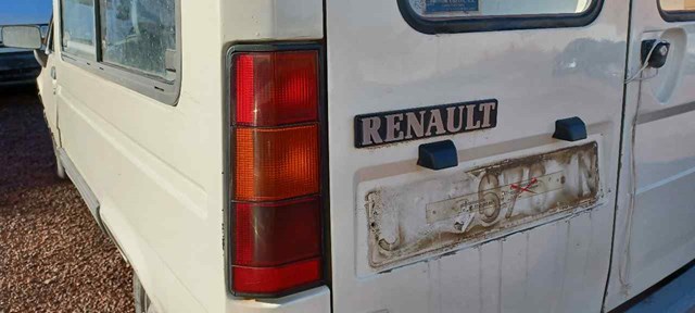 Lanterna traseira esquerda 20990G RENAULT