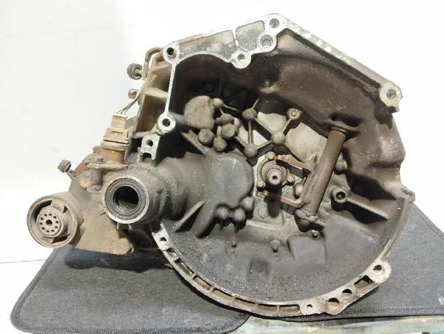20CE28 Peugeot/Citroen