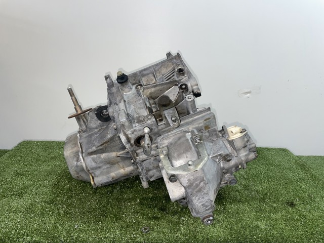 Peugeot 405 I sedan comprar em Portugal