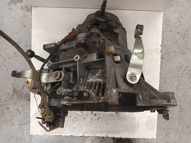 20CL47 Peugeot/Citroen