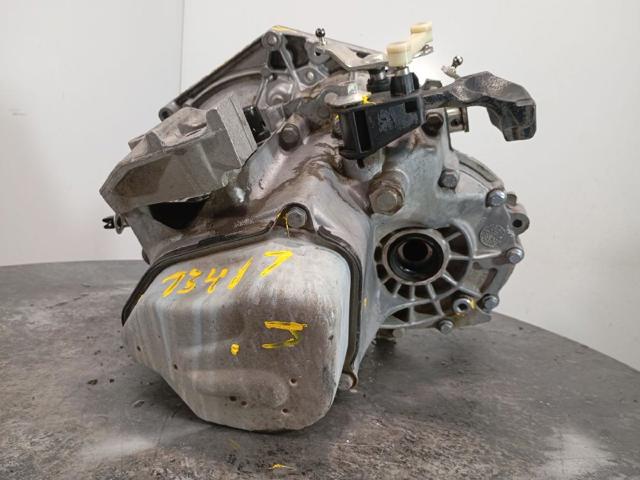 20CQ87 Peugeot/Citroen
