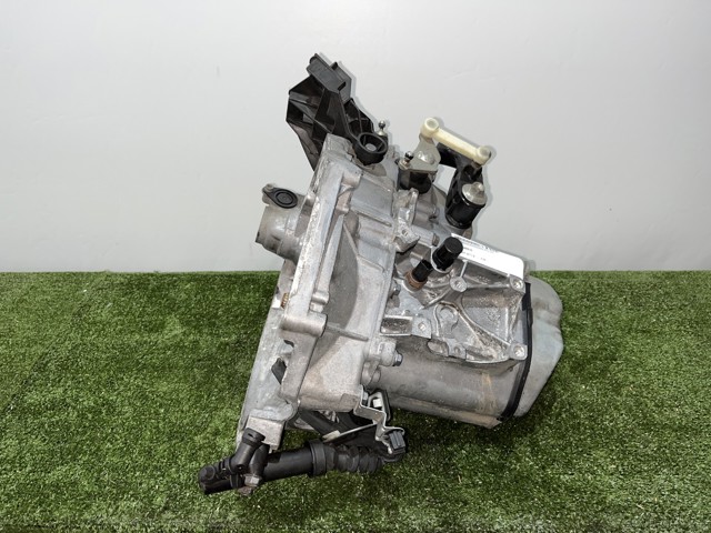 20CQ87 Peugeot/Citroen