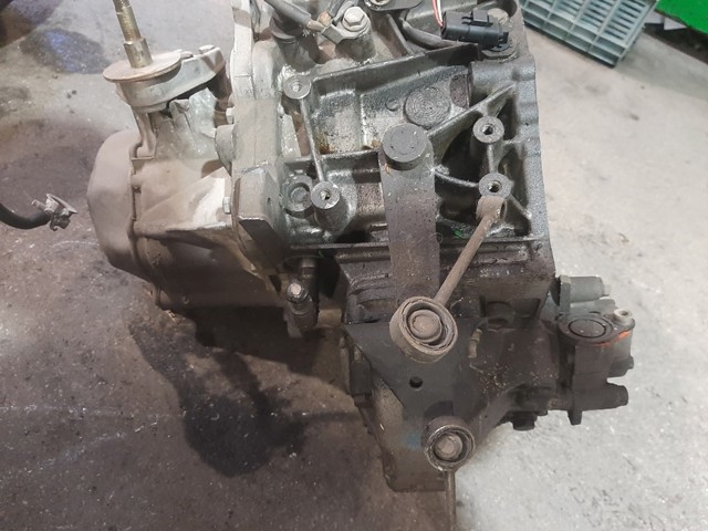 20DM16 Peugeot/Citroen