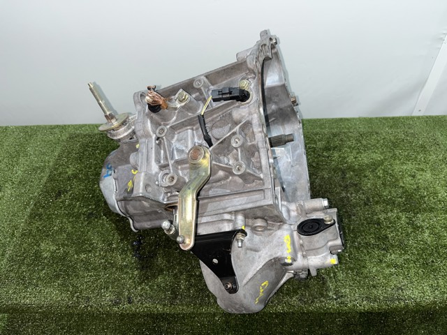 Caixa de Mudança montada (caixa mecânica de velocidades) 20DP04 PEUGEOT