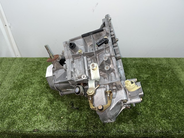 Caixa de Mudança montada (caixa mecânica de velocidades) 20TB51 PEUGEOT