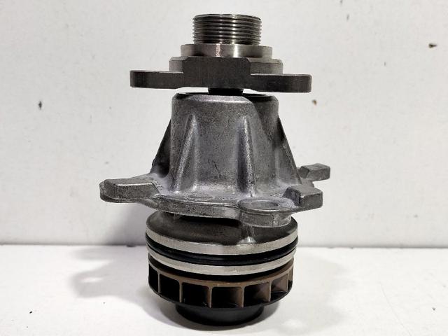 Bomba de água (bomba) de esfriamento 210102433R RENAULT