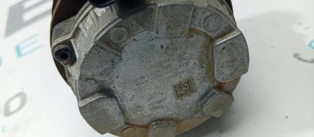 Bomba de água (bomba) de esfriamento, adicional elétrica 210103582R RENAULT