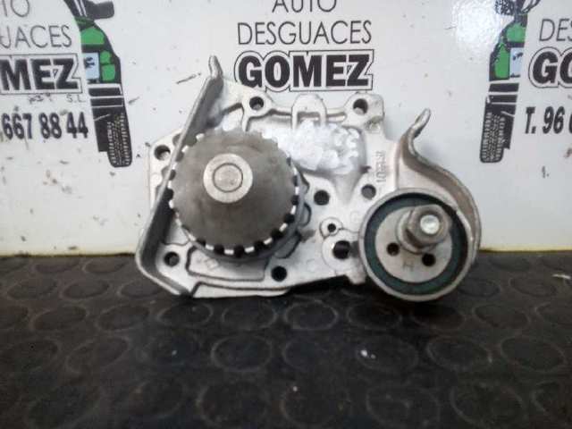 Bomba de água (bomba) de esfriamento 210107370R RENAULT