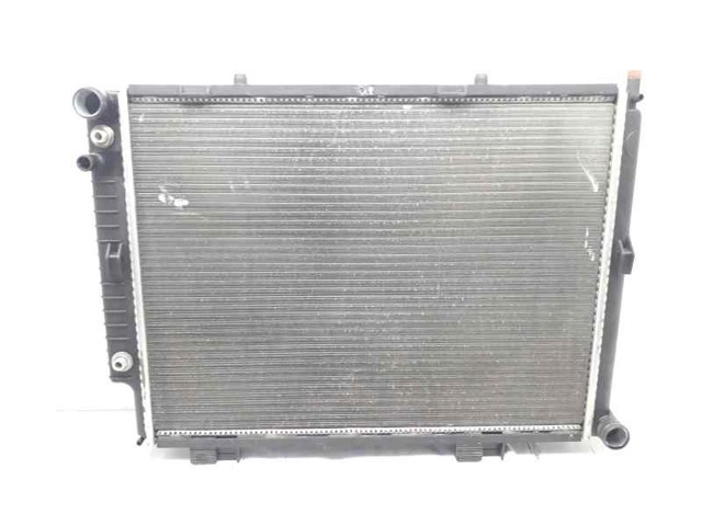 Radiador de esfriamento de motor 2105002803 MERCEDES